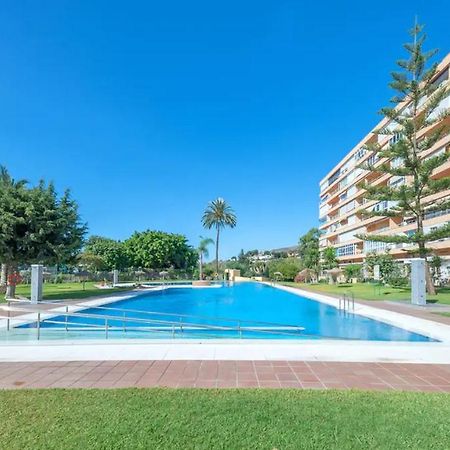 Apartamento La Torre 1337 Precioso, Moderno Y Con Piscina Torremolinos Luaran gambar