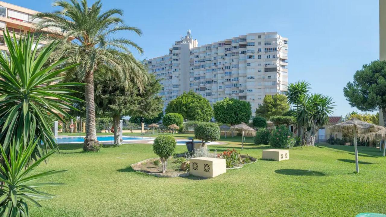 Apartamento La Torre 1337 Precioso, Moderno Y Con Piscina Torremolinos Luaran gambar